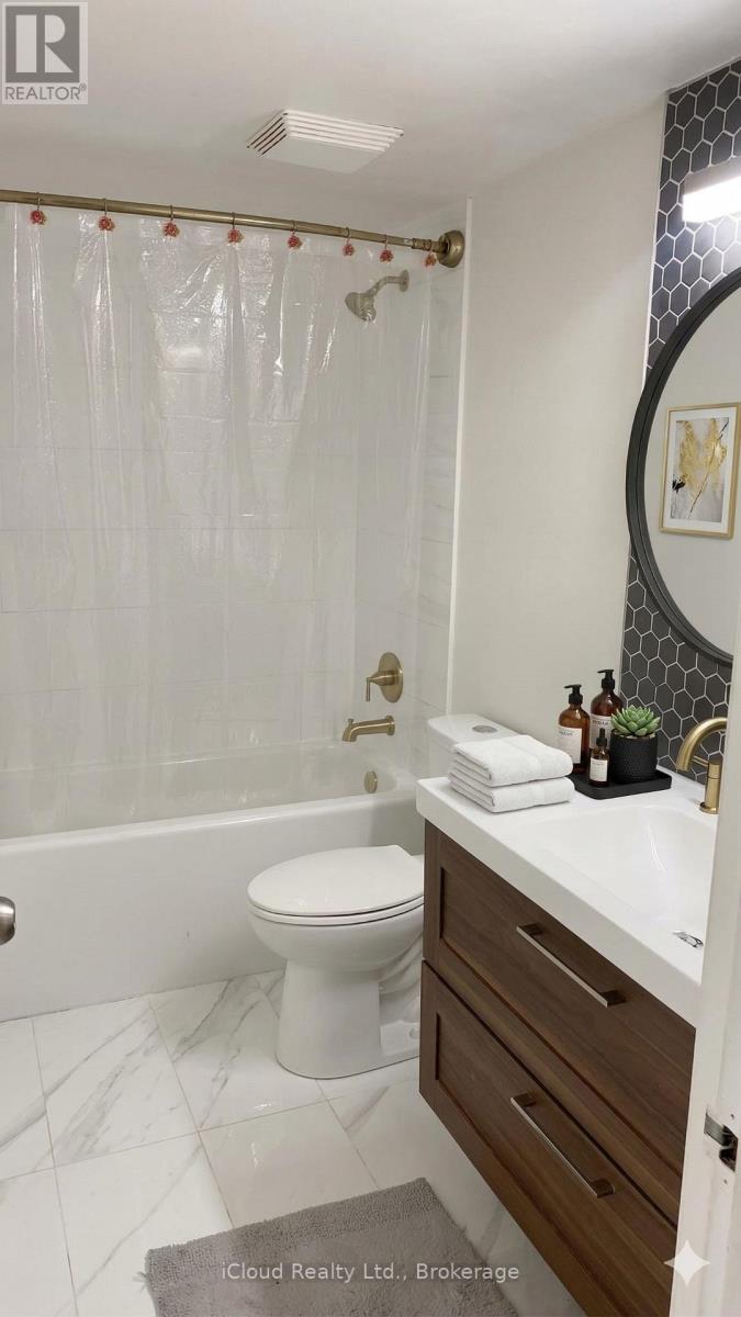 2907 - 10 Tangreen Court, Toronto, Ontario M2M 4B9 - Photo 7 - C12925982