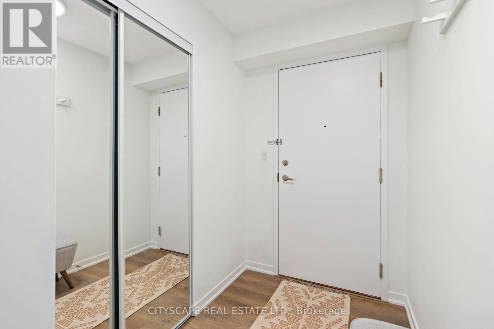 212 - 801 Sheppard Avenue, Toronto, Ontario  M3H 0A8 - Photo 3 - C12926076