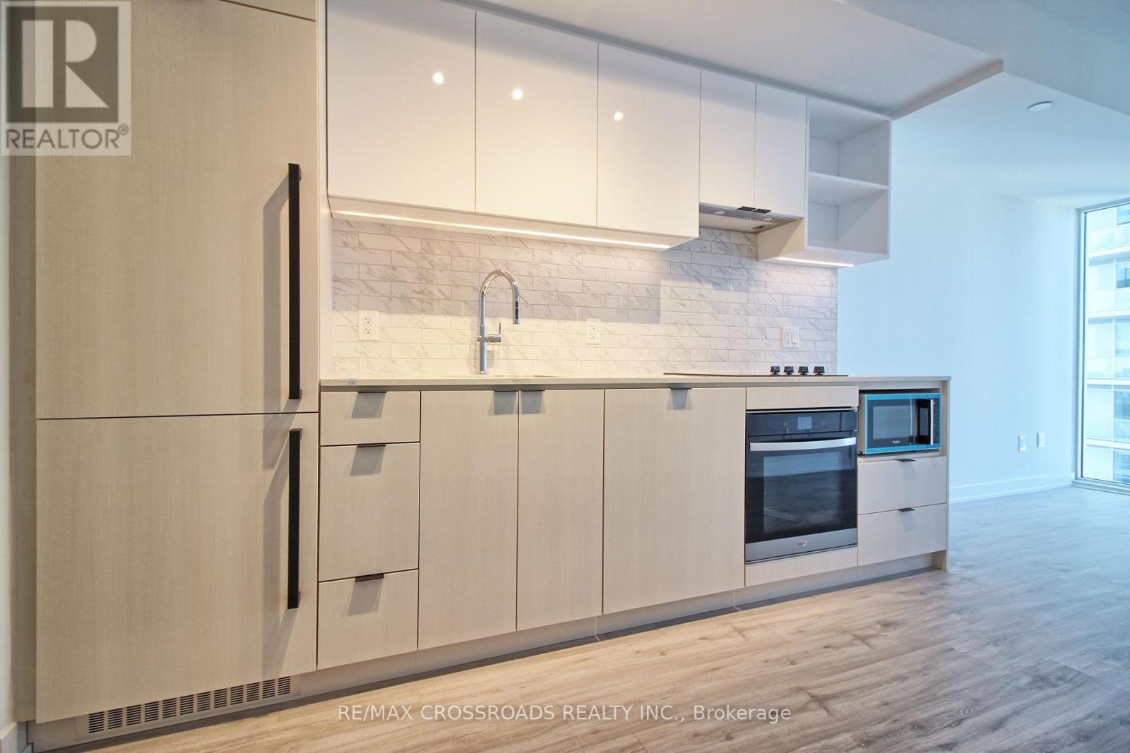 4310 - 252 Church Street, Toronto (Church-Yonge Corridor), Ontario  M5B 0E6 - Photo 5 - C12926096