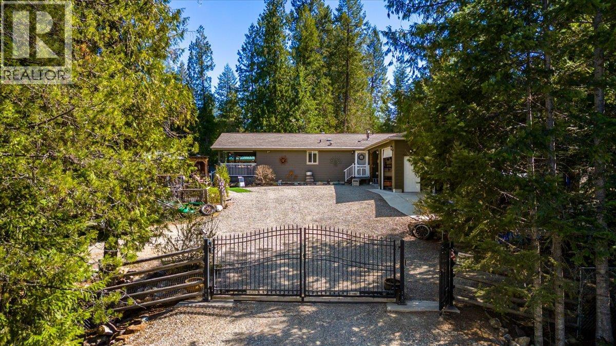 1601 Beech Road, Christina Lake, British Columbia  V0H 1E0 - Photo 31 - 10378905
