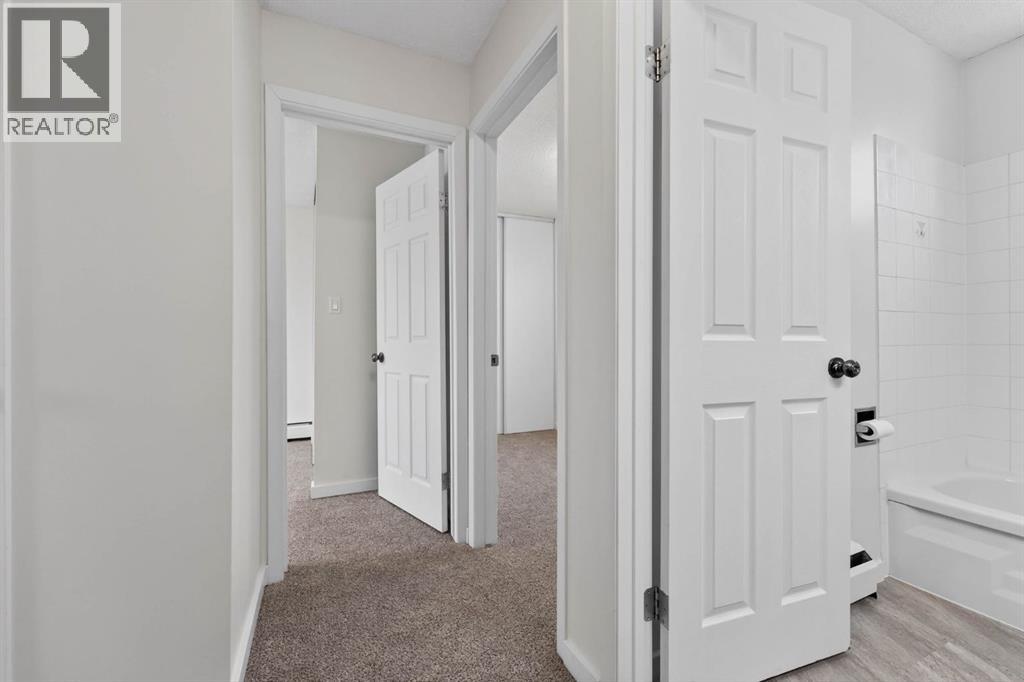 66, 3809 45 Street SW, Calgary, Alberta  T3E 3H4 - Photo 11 - A2296547