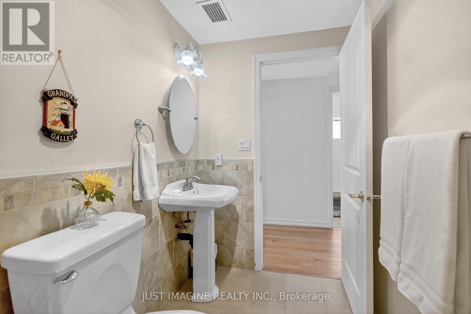 207 - 175 Water Street, Prescott, Ontario  K0E 1T0 - Photo 11 - X12926014