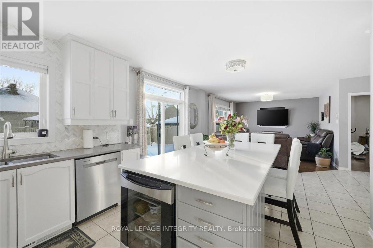 1110 Luesby Crescent, Ottawa, Ontario  K4A 4X7 - Photo 17 - X12926068