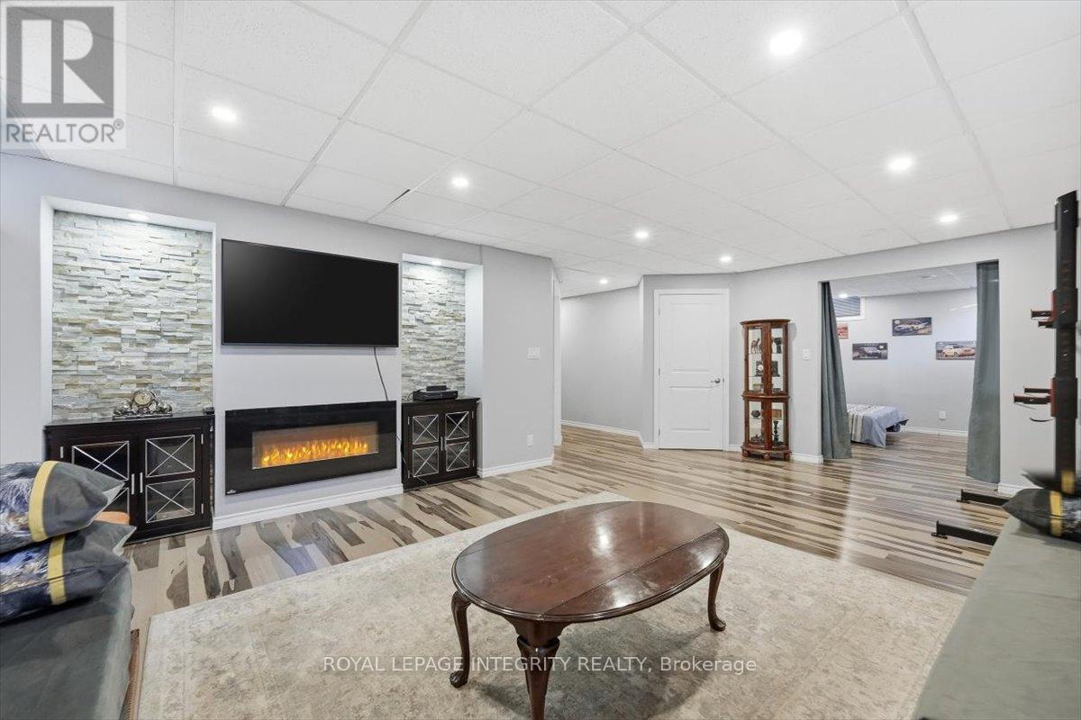 1110 Luesby Crescent, Ottawa, Ontario  K4A 4X7 - Photo 37 - X12926068