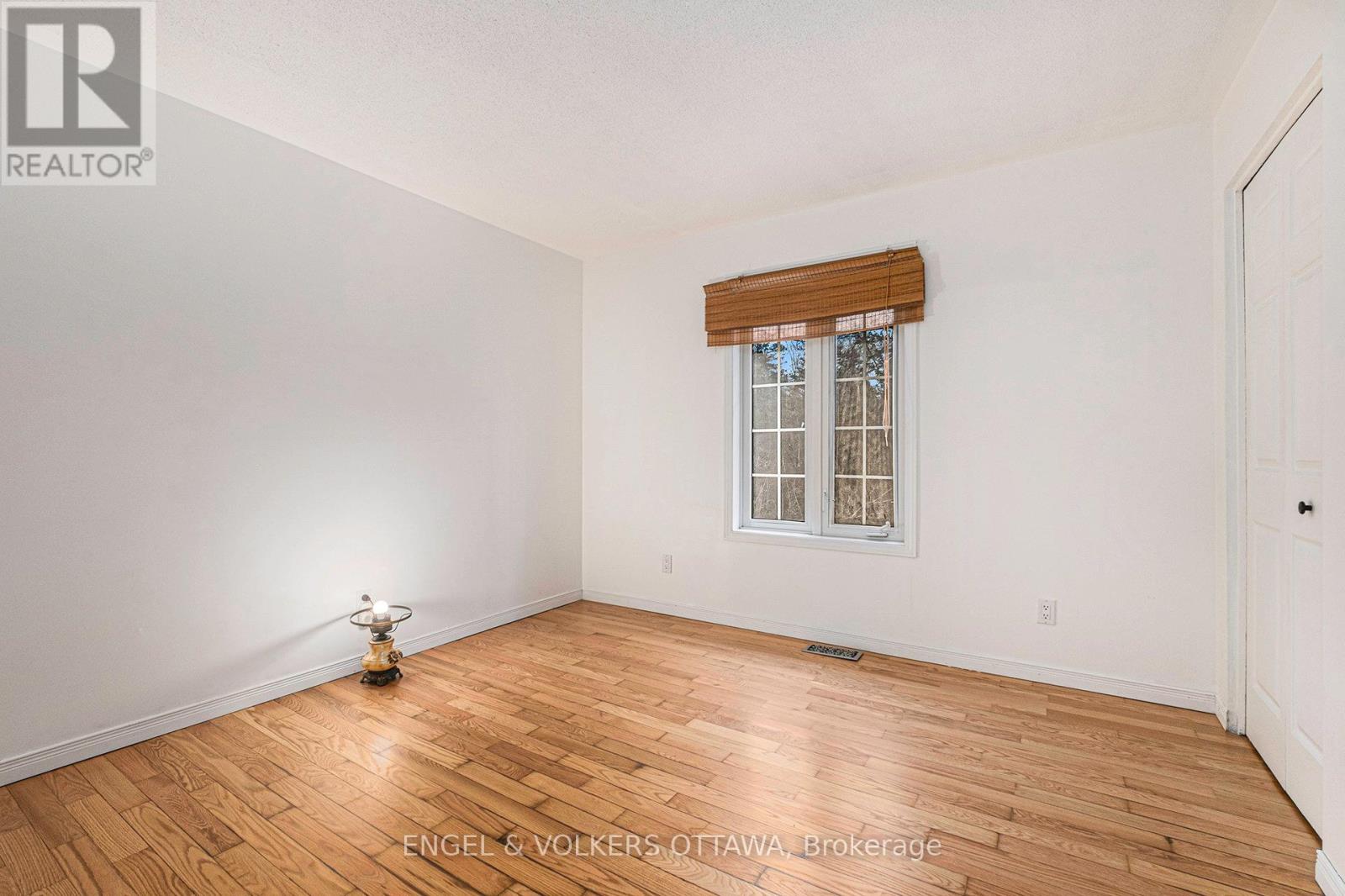 4751 Pearl Road, Champlain, Ontario  K0B 1K0 - Photo 17 - X12926104