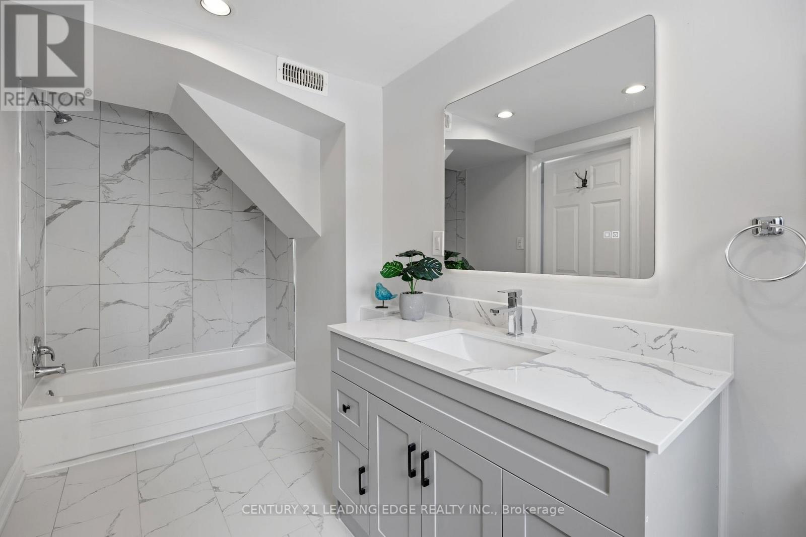 532 Park Road N, Oshawa, Ontario  L1J 4M7 - Photo 14 - E12925890