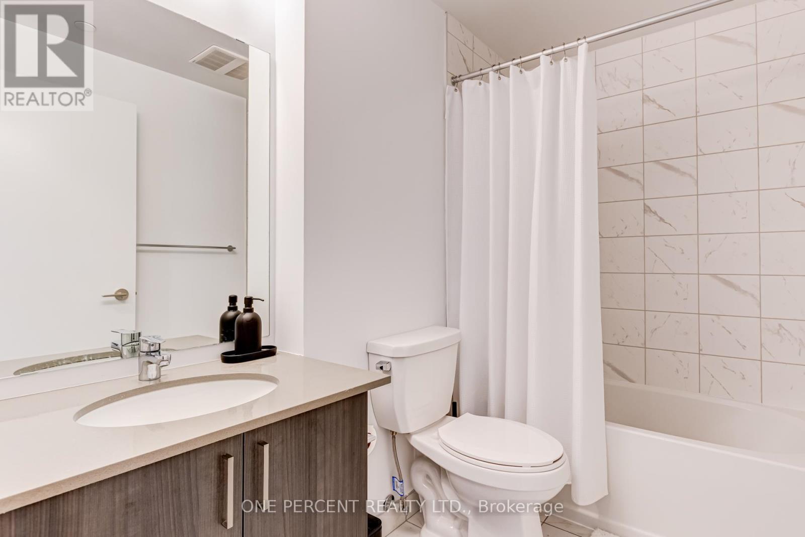 1707 - 1435 Celebration Drive, Pickering, Ontario L1W 0C4 - Photo 15 - E12926036