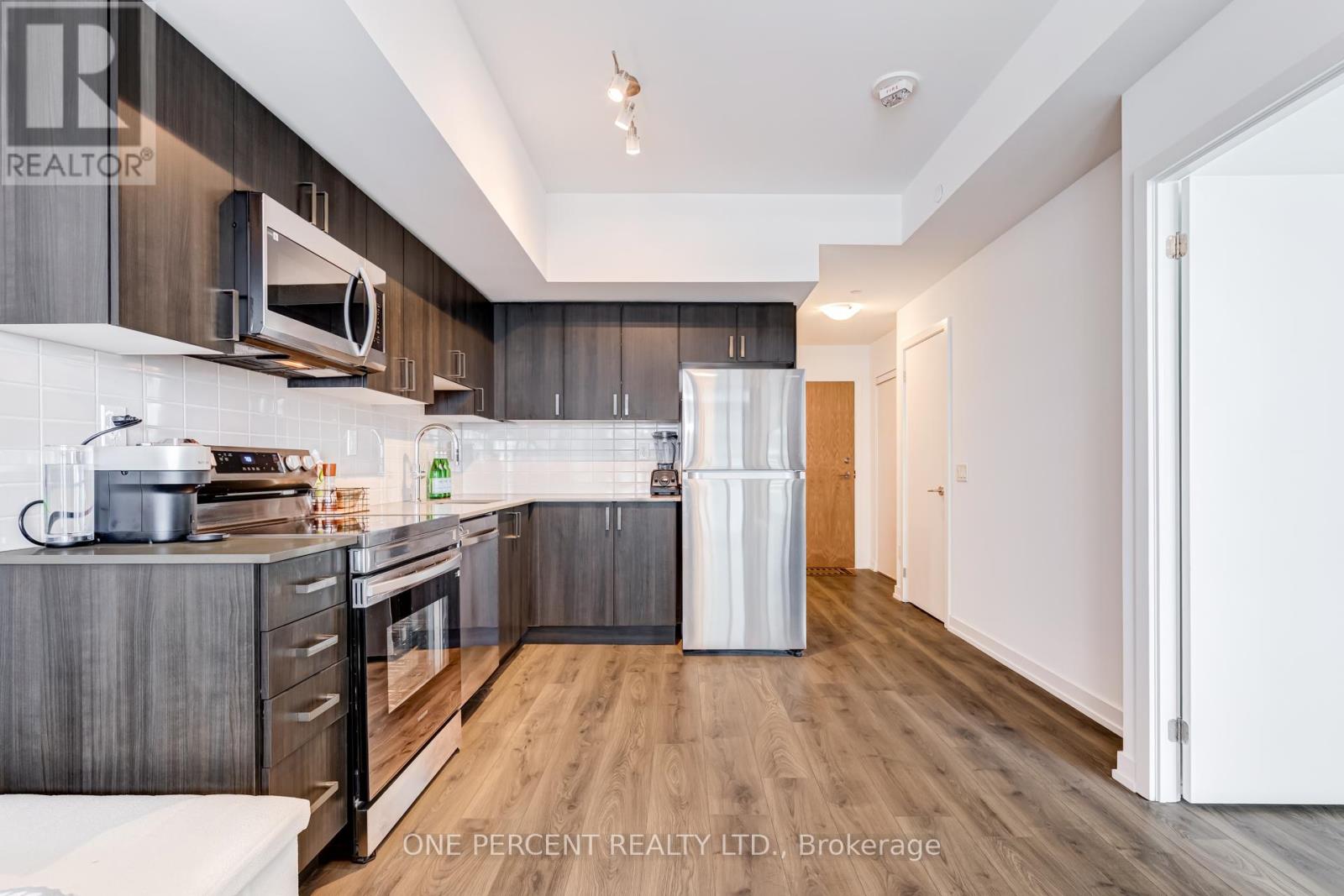 1707 - 1435 Celebration Drive, Pickering, Ontario L1W 0C4 - Photo 18 - E12926036