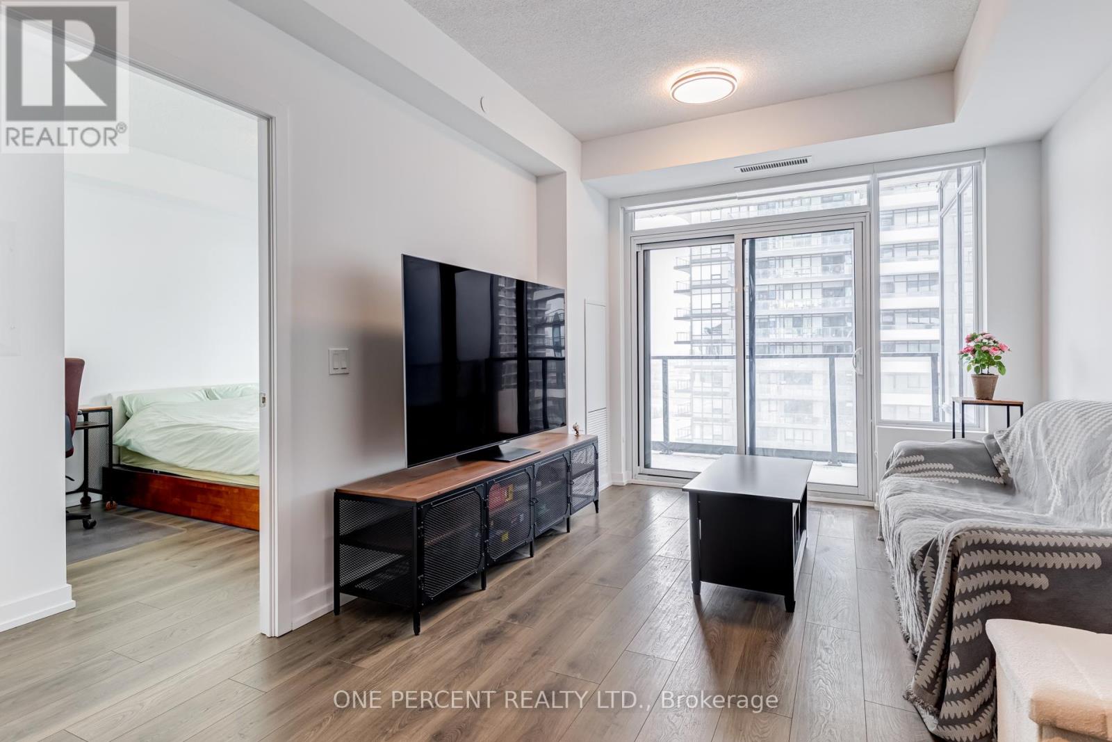 1707 - 1435 Celebration Drive, Pickering, Ontario L1W 0C4 - Photo 22 - E12926036