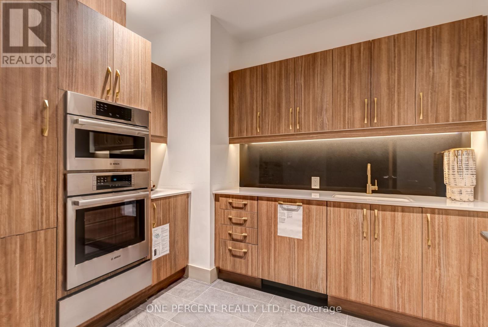 1707 - 1435 Celebration Drive, Pickering, Ontario L1W 0C4 - Photo 34 - E12926036