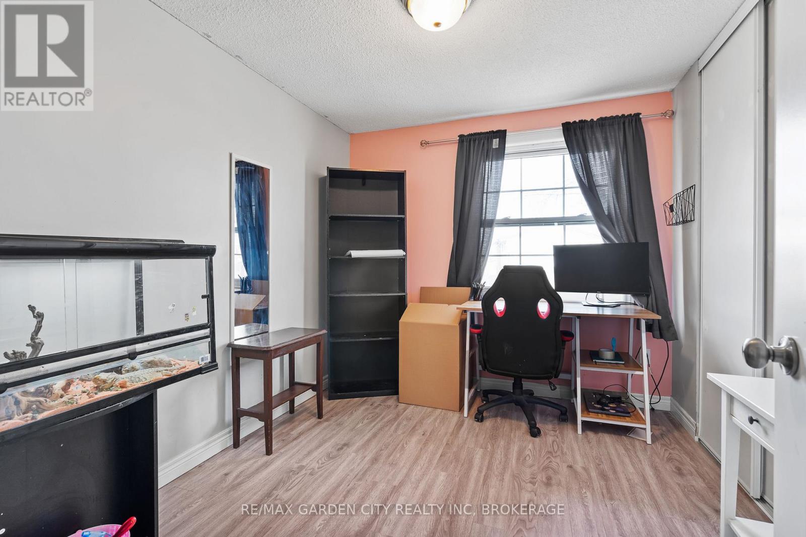 29 Mcdougall Drive, Thorold, Ontario  L2V 4C4 - Photo 14 - X12925876