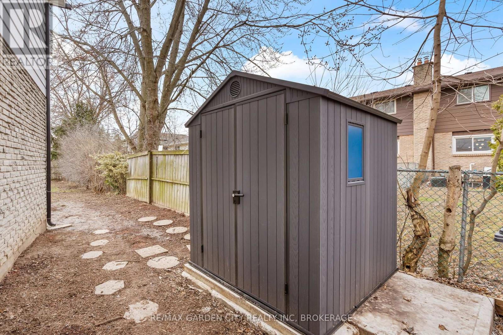 29 Mcdougall Drive, Thorold, Ontario  L2V 4C4 - Photo 21 - X12925876