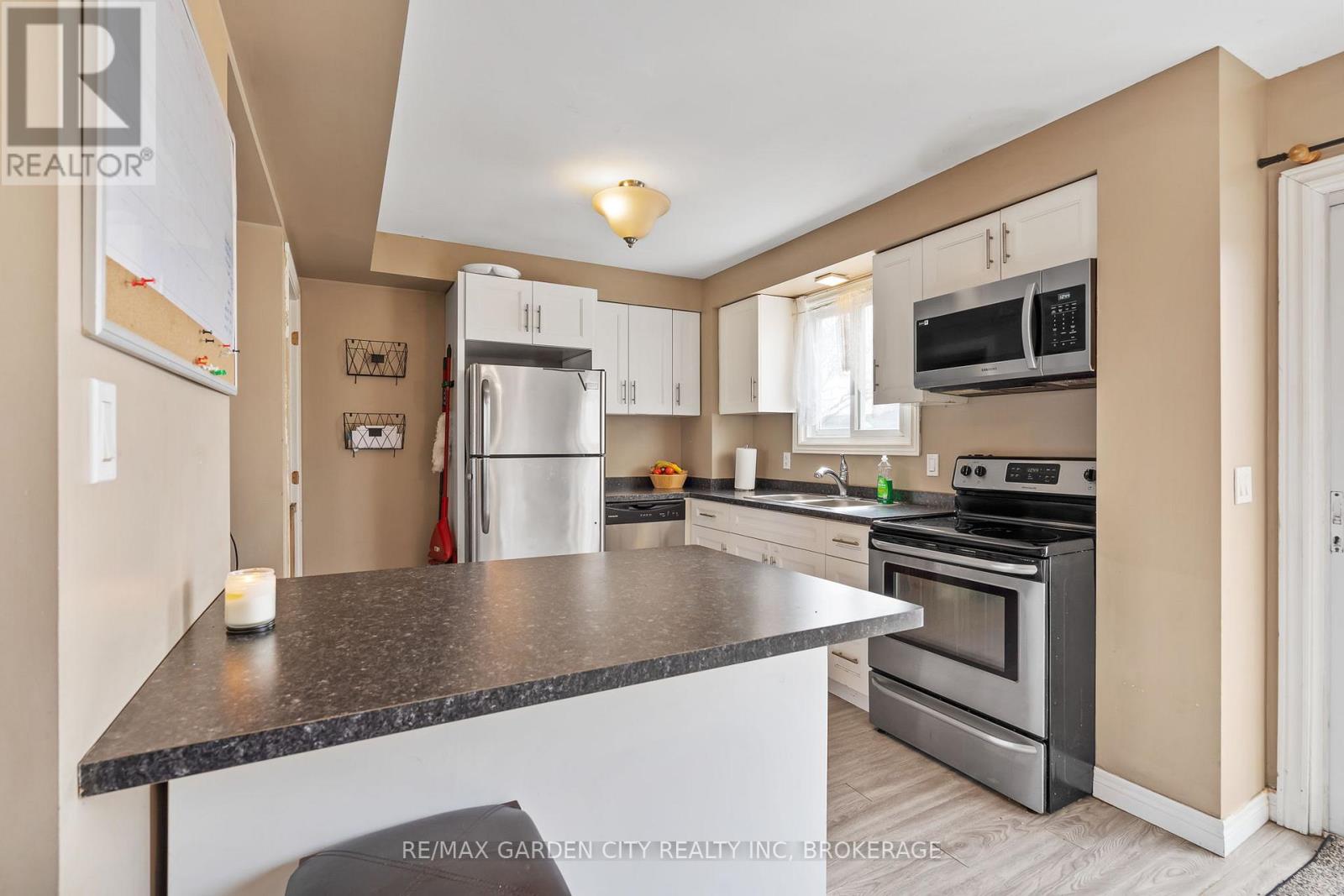 29 Mcdougall Drive, Thorold, Ontario  L2V 4C4 - Photo 8 - X12925876