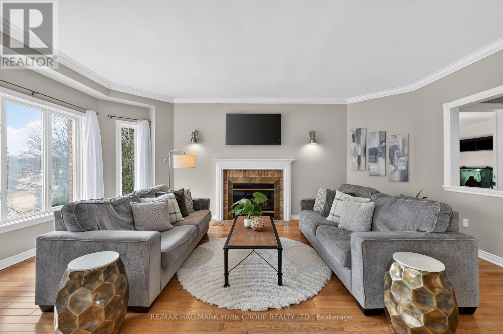 290 Binns Avenue, Newmarket, Ontario  L3X 1T6 - Photo 6 - N12925916