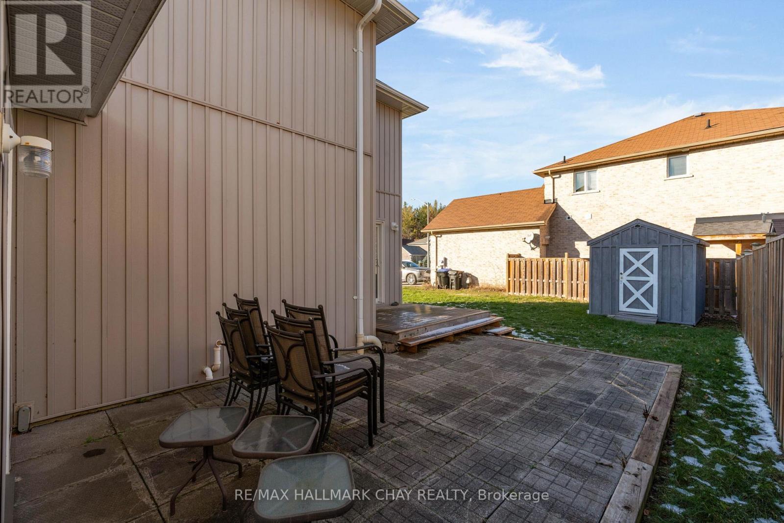 9 Mancini Drive, Essa (Angus), Ontario  L0M 1B1 - Photo 28 - N12926006