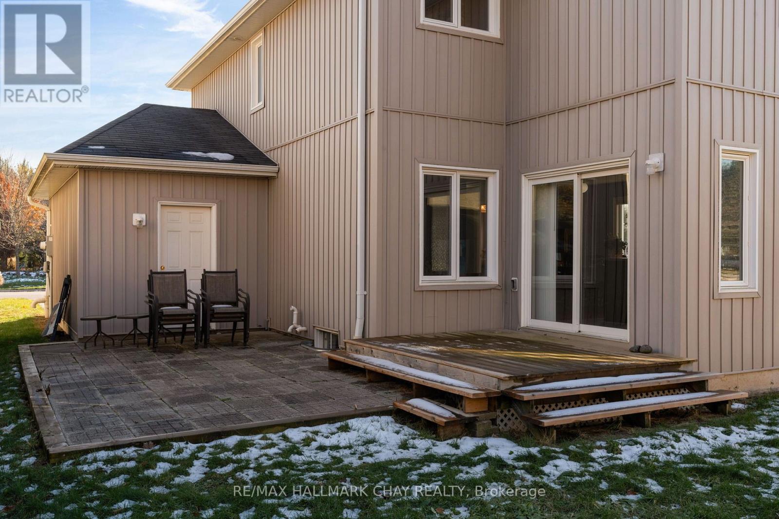 9 Mancini Drive, Essa (Angus), Ontario  L0M 1B1 - Photo 30 - N12926006