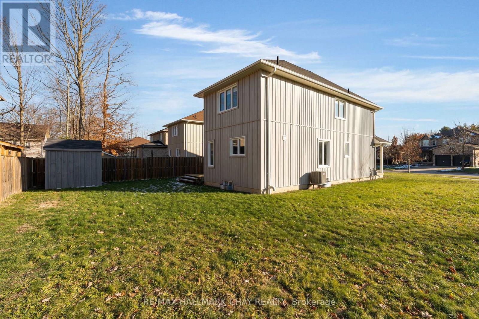 9 Mancini Drive, Essa (Angus), Ontario  L0M 1B1 - Photo 32 - N12926006