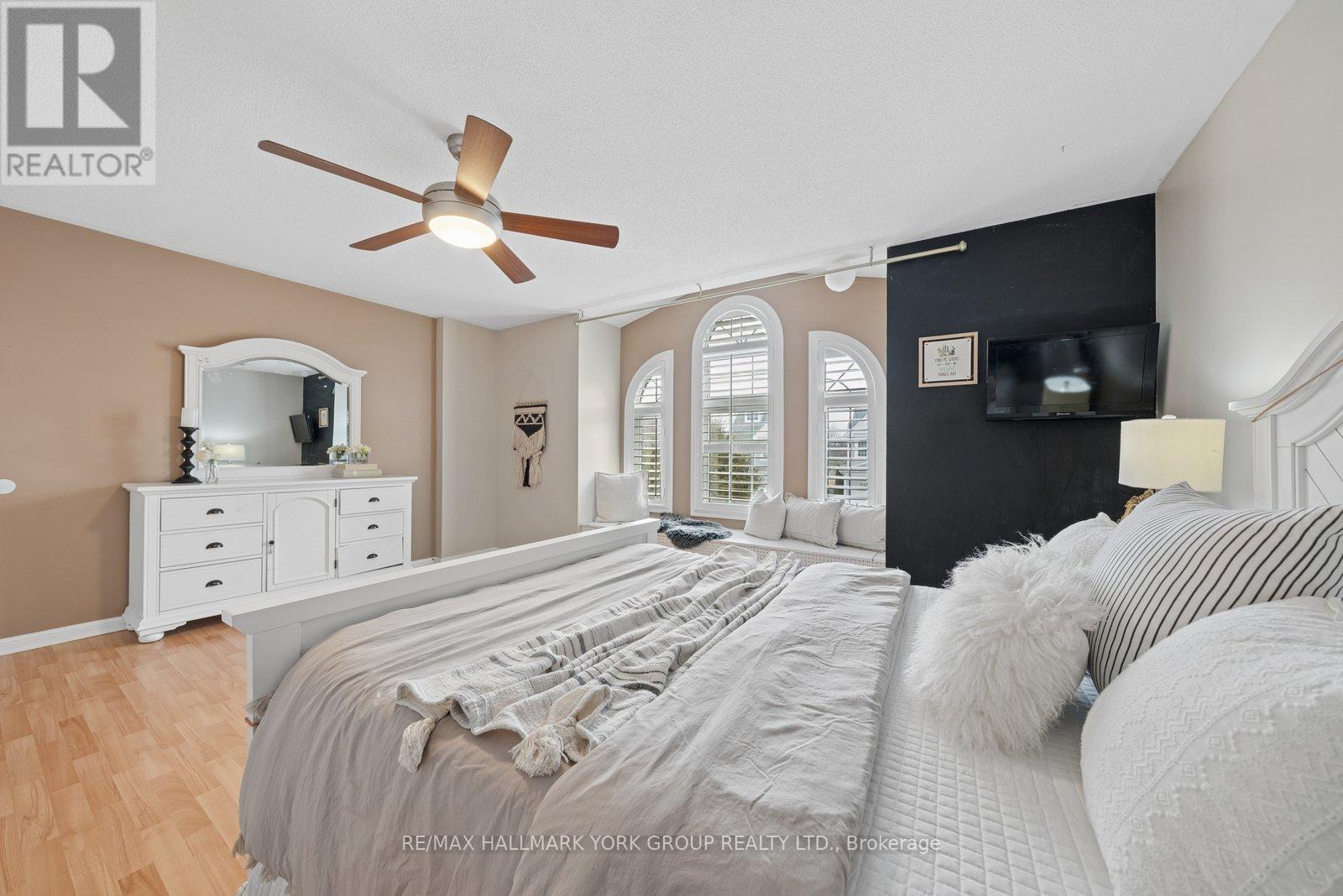 161 Mainprize Crescent, East Gwillimbury, Ontario  L0G 1M0 - Photo 12 - N12926020