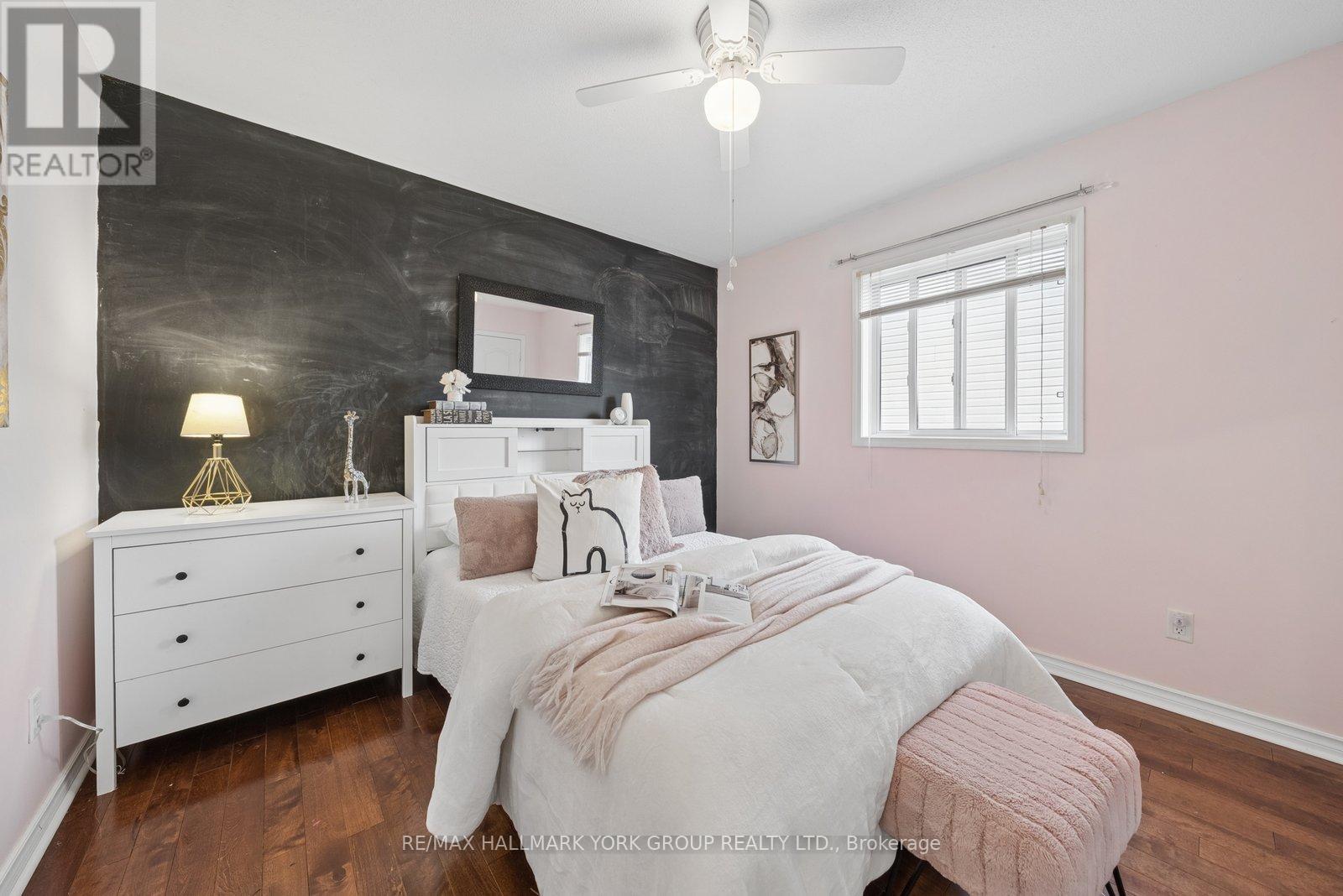 161 Mainprize Crescent, East Gwillimbury, Ontario  L0G 1M0 - Photo 14 - N12926020