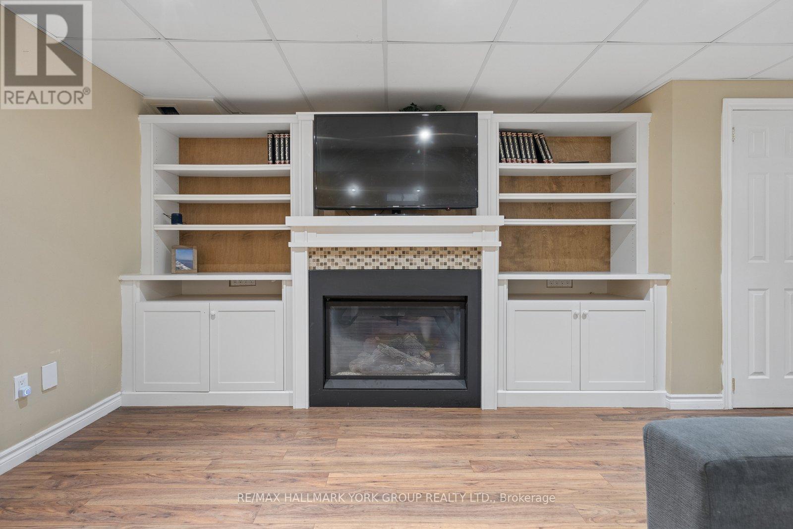 161 Mainprize Crescent, East Gwillimbury, Ontario  L0G 1M0 - Photo 19 - N12926020