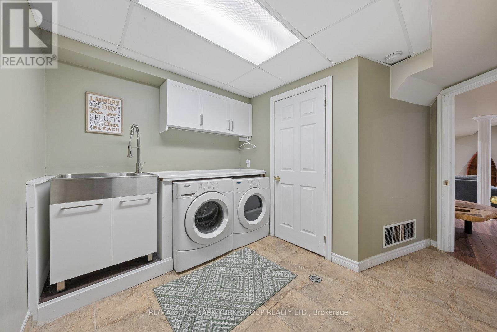 161 Mainprize Crescent, East Gwillimbury, Ontario  L0G 1M0 - Photo 22 - N12926020