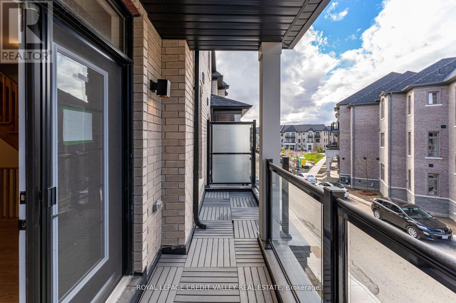 99 Archambault Way, Vaughan (Vellore Village), Ontario  L4L 1A6 - Photo 17 - N12926022