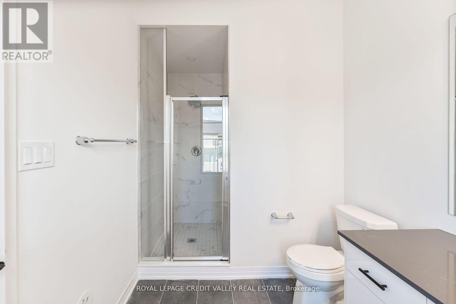 99 Archambault Way, Vaughan (Vellore Village), Ontario  L4L 1A6 - Photo 22 - N12926022