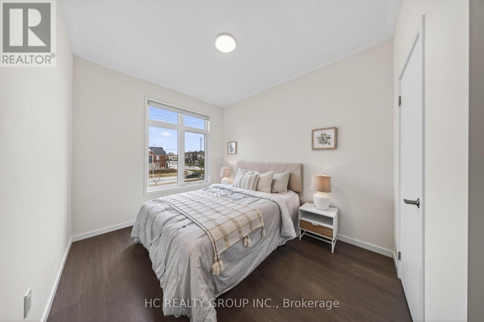 1240 Wellington Street E, Aurora, Ontario  L4G 2C9 - Photo 27 - N12926038