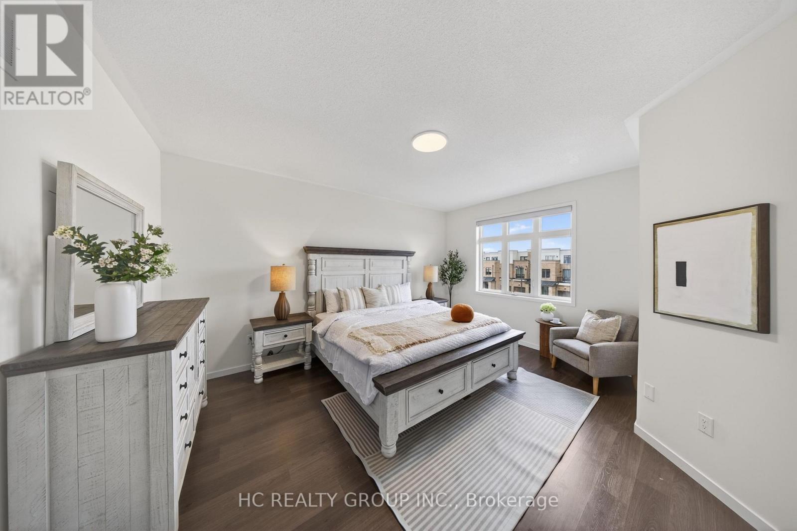 1240 Wellington Street E, Aurora, Ontario  L4G 2C9 - Photo 33 - N12926038