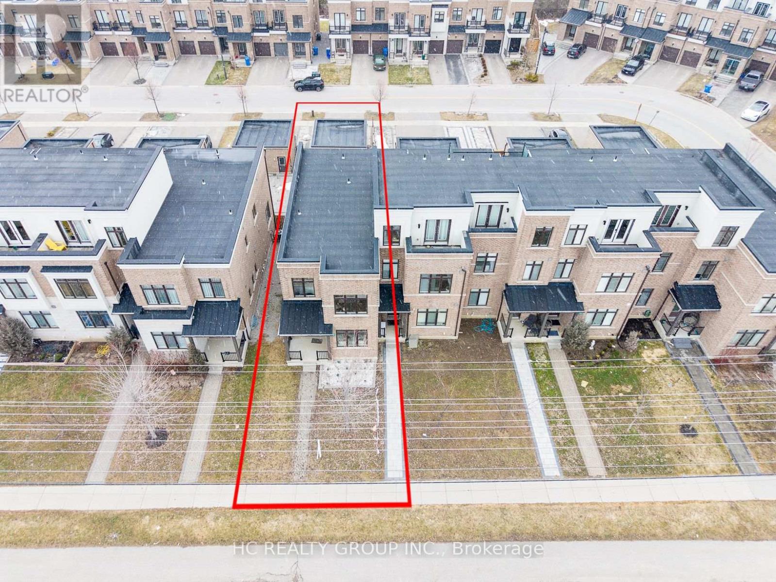 1240 Wellington Street E, Aurora, Ontario  L4G 2C9 - Photo 49 - N12926038