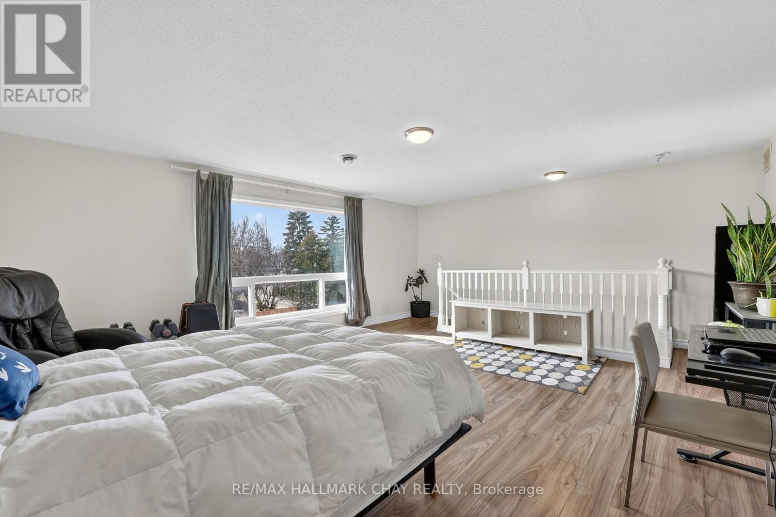 10 Wellington Street, Innisfil, Ontario  L0L 1L0 - Photo 12 - N12926042