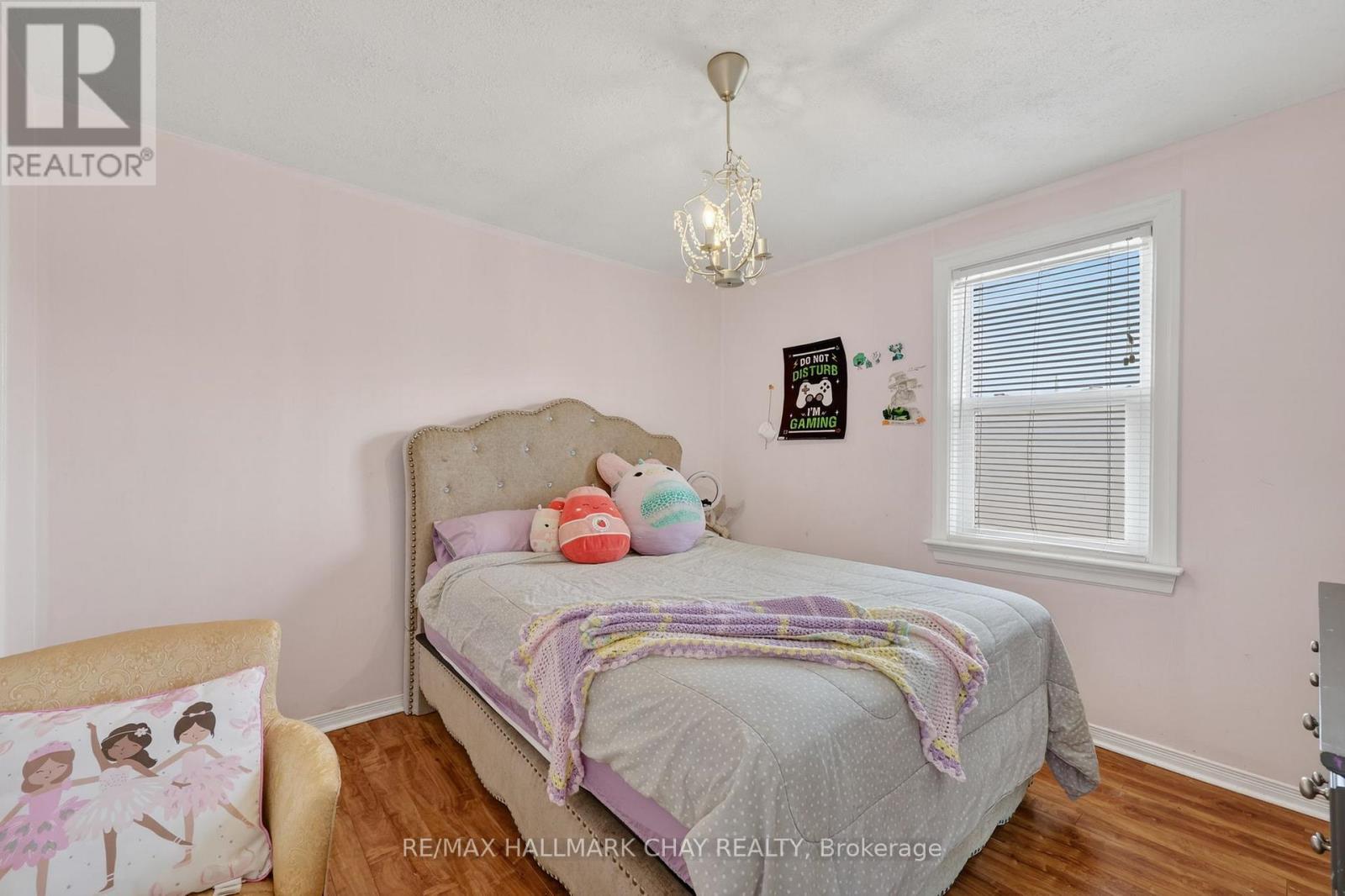 10 Wellington Street, Innisfil, Ontario  L0L 1L0 - Photo 8 - N12926042