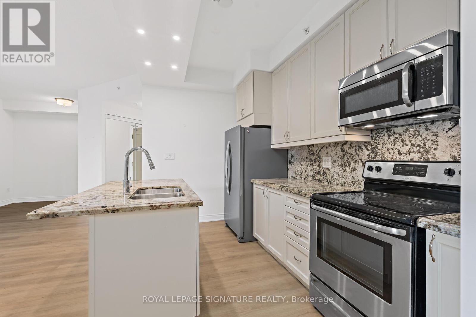 220 - 2396 Major Mackenzie Drive W, Vaughan, Ontario  L6A 4Y1 - Photo 6 - N12926080