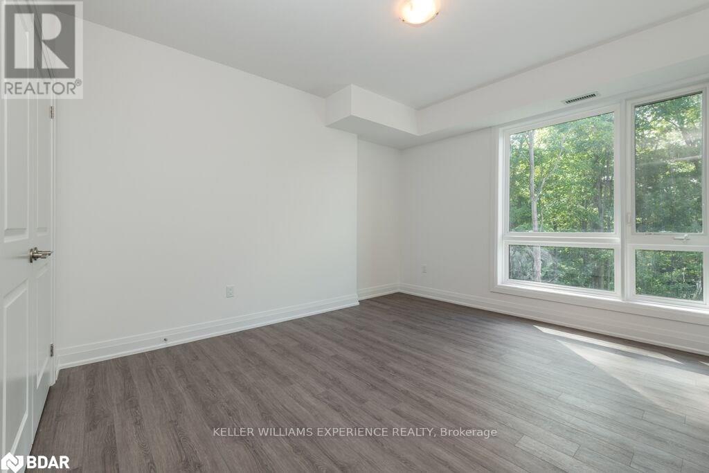 314 - 304 Essa Road, Barrie (0 West), Ontario  L9J 0H5 - Photo 10 - S12925932