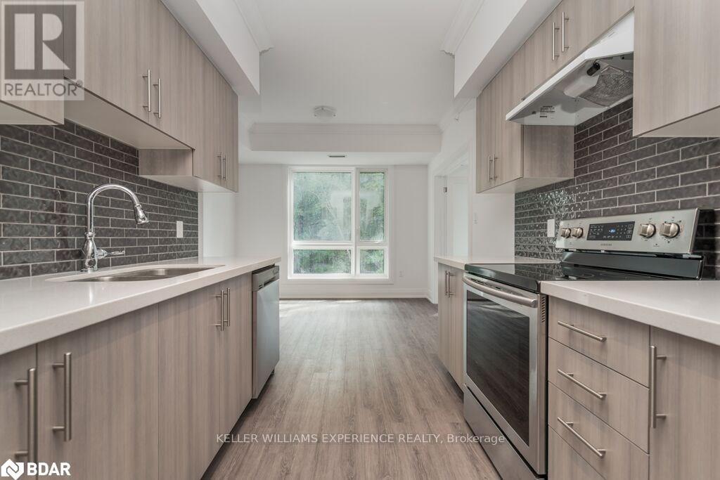 314 - 304 Essa Road, Barrie (0 West), Ontario  L9J 0H5 - Photo 5 - S12925932