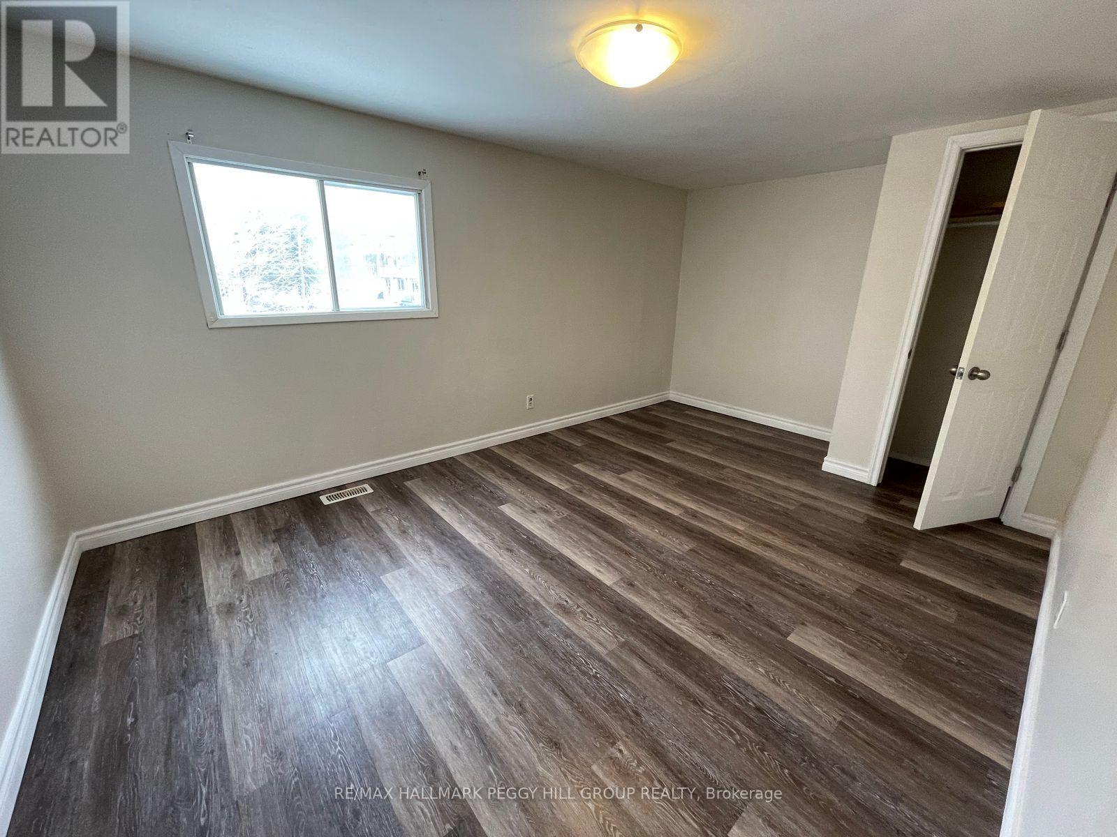 2 - 126 Robert Street E, Penetanguishene, Ontario  L9M 1J2 - Photo 9 - S12926018