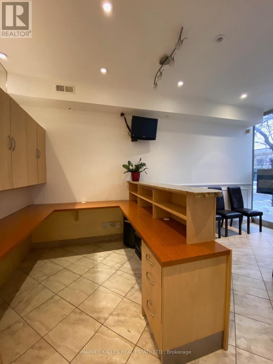 1261 A St.clair Avenue W, Toronto, Ontario  M6B 3B4 - Photo 16 - W12800646