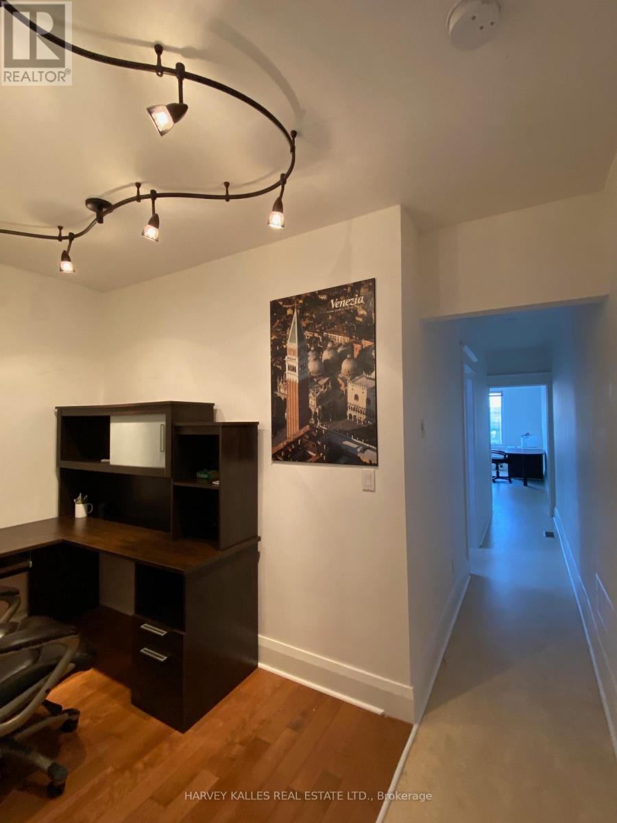 1261 A St.clair Avenue W, Toronto, Ontario  M6B 3B4 - Photo 12 - W12800646