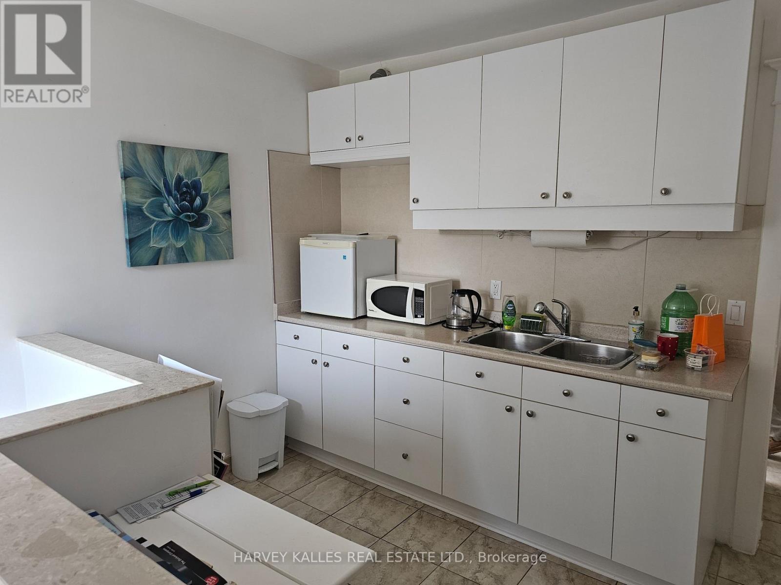 1261 A St.clair Avenue W, Toronto, Ontario  M6B 3B4 - Photo 6 - W12800646