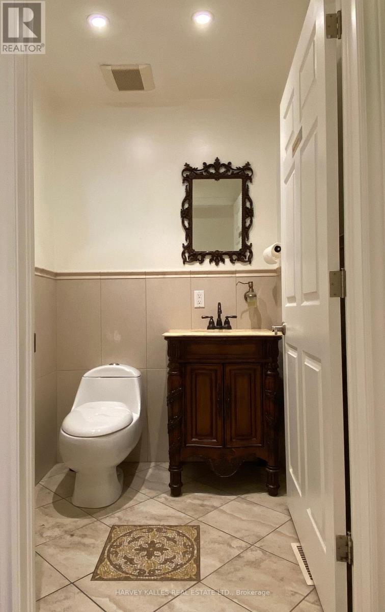 1261 A St.clair Avenue W, Toronto, Ontario  M6B 3B4 - Photo 18 - W12800646