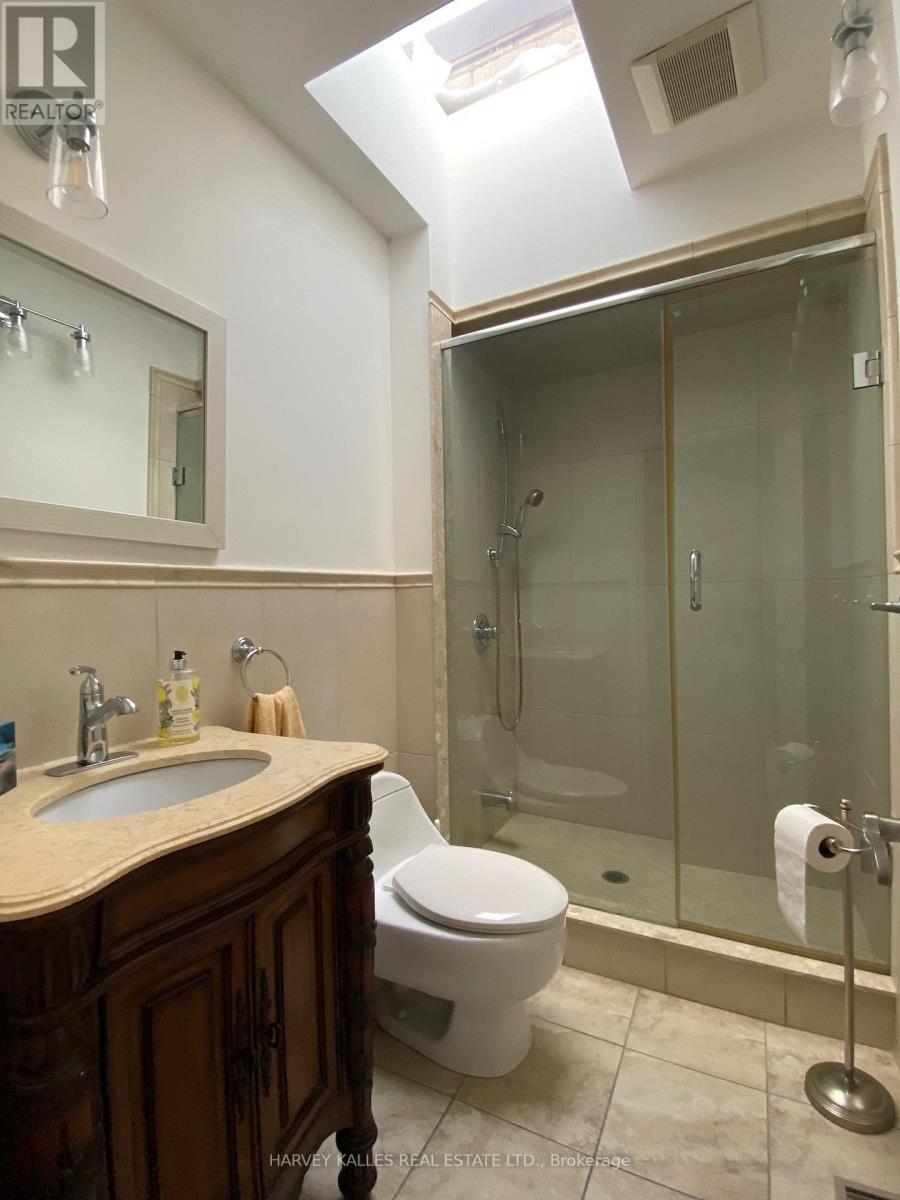 1261 A St.clair Avenue W, Toronto, Ontario  M6B 3B4 - Photo 13 - W12800646