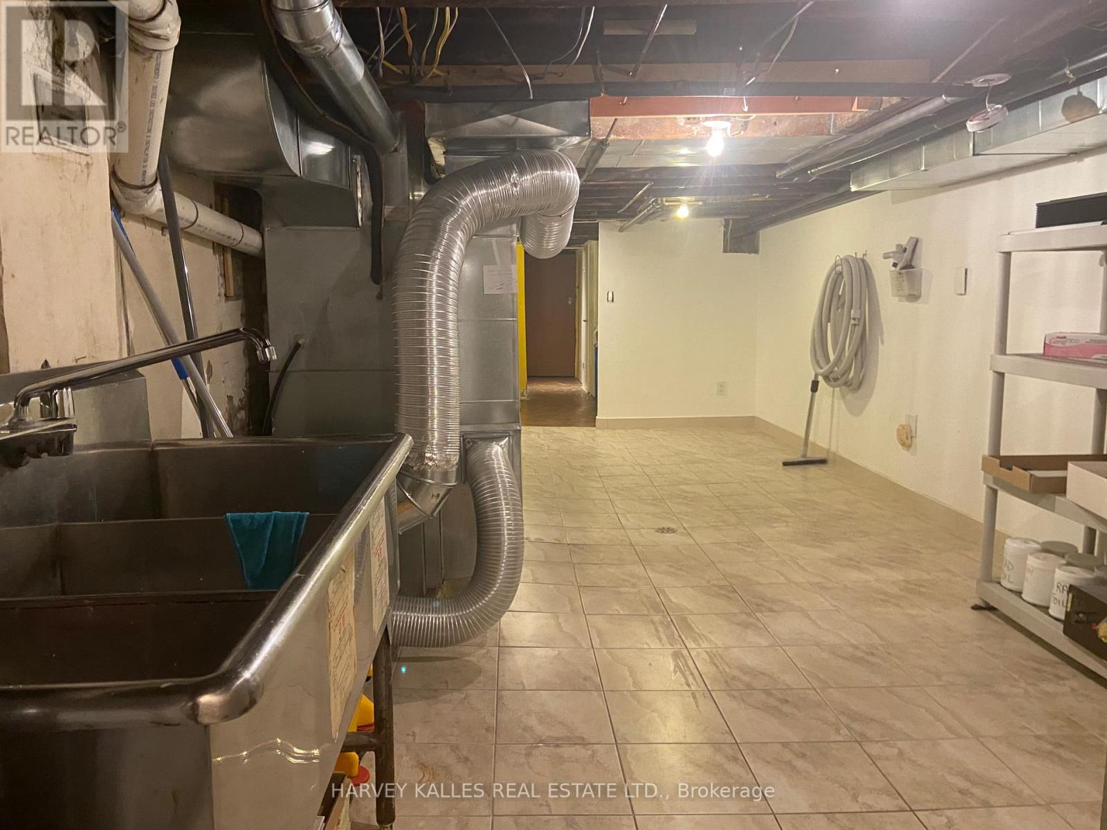 1261 A St.clair Avenue W, Toronto, Ontario  M6B 3B4 - Photo 20 - W12800646