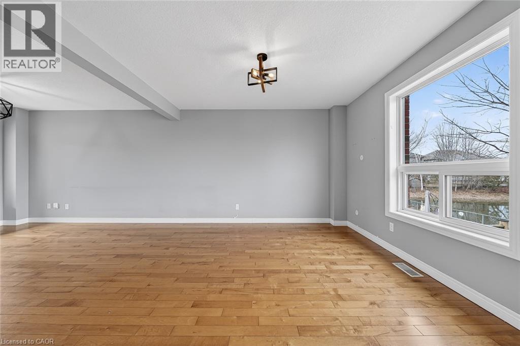 215 Munnoch Boulevard, Woodstock, Ontario  N4T 1V7 - Photo 11 - 40815367