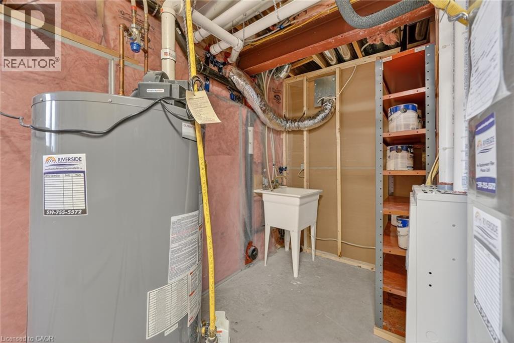 215 Munnoch Boulevard, Woodstock, Ontario  N4T 1V7 - Photo 47 - 40815367