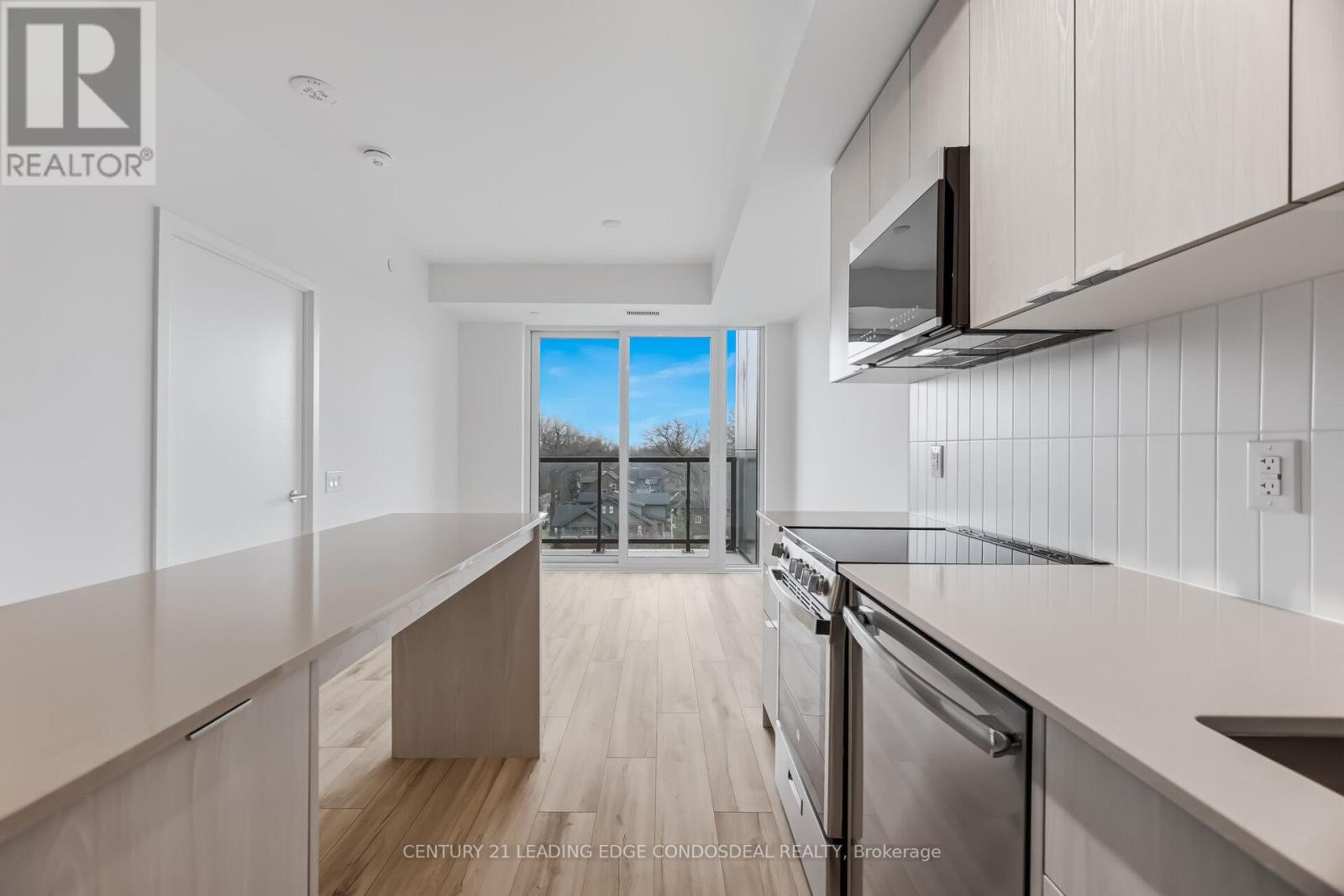 709 - 1660 Bloor Street W, Toronto, Ontario  M6P 1A8 - Photo 10 - W12925886