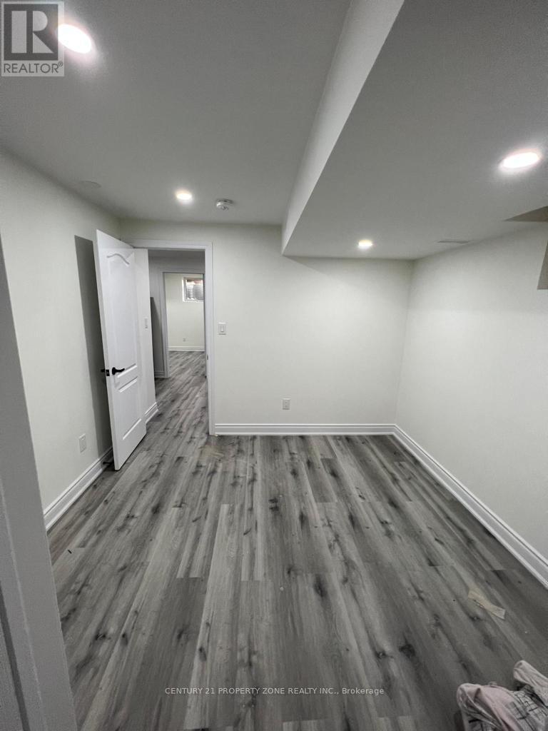 Bsmt - 66 Fann Drive, Brampton (Northwest Brampton), Ontario  L7A 4L3 - Photo 10 - W12925898