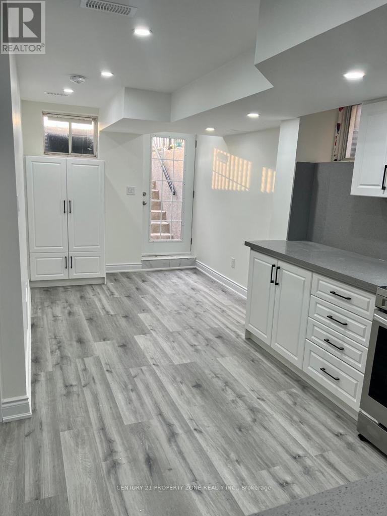 Bsmt - 66 Fann Drive, Brampton (Northwest Brampton), Ontario  L7A 4L3 - Photo 2 - W12925898