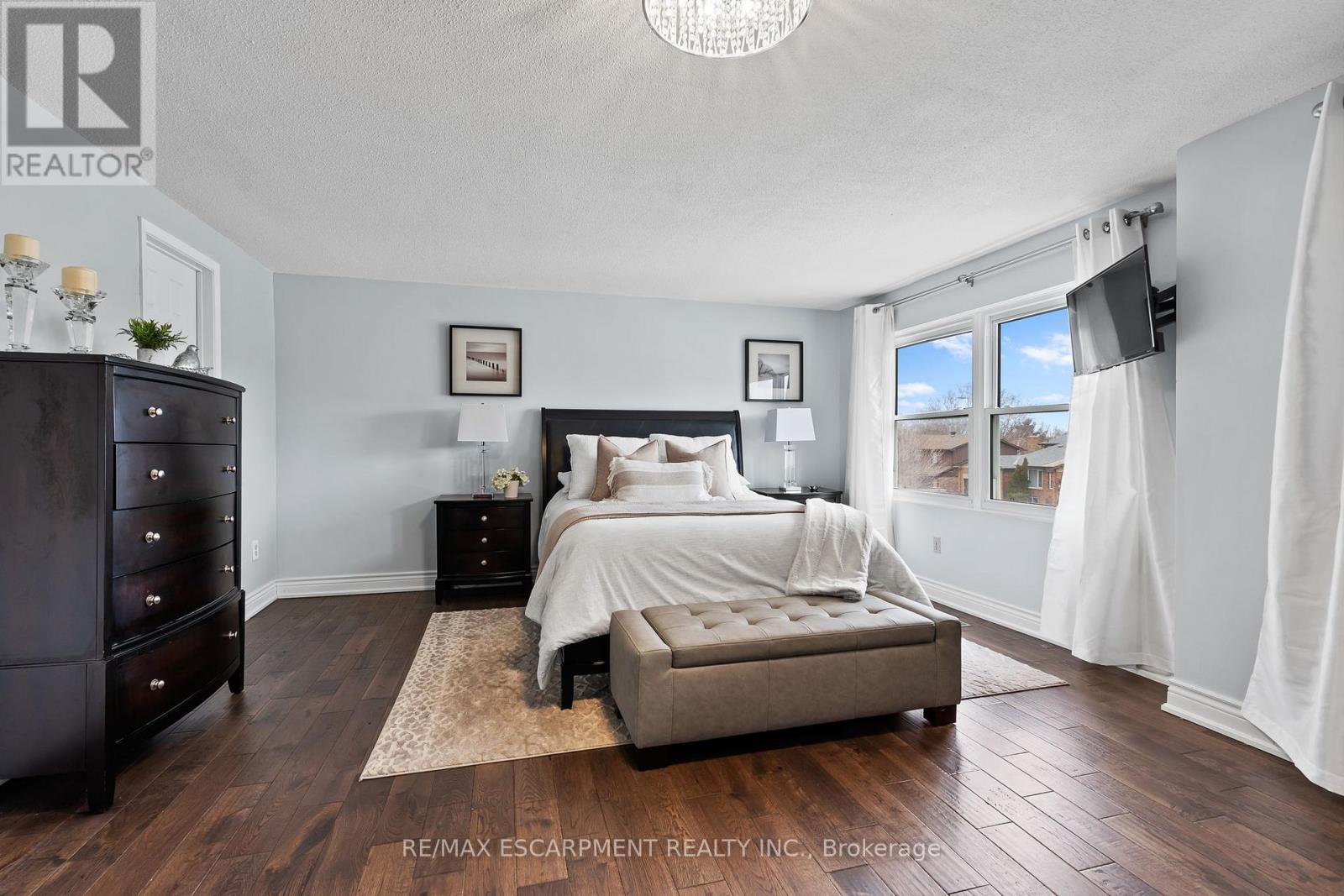 2685 Los Palmas Court, Mississauga, Ontario  L5N 2G6 - Photo 16 - W12925980