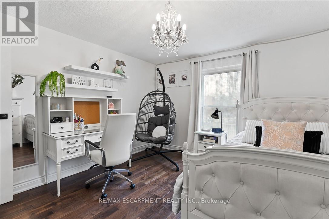 2685 Los Palmas Court, Mississauga, Ontario  L5N 2G6 - Photo 19 - W12925980