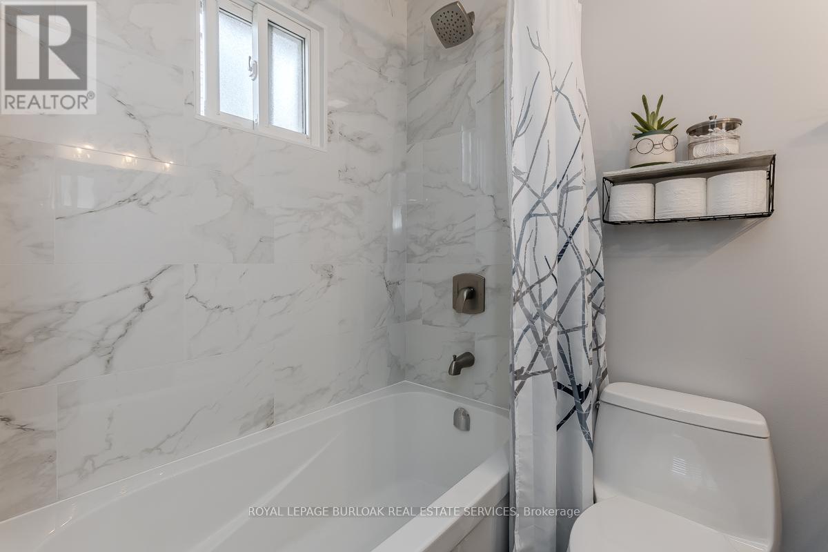 2360 Cavendish Drive, Burlington, Ontario  L7P 3B4 - Photo 24 - W12925984